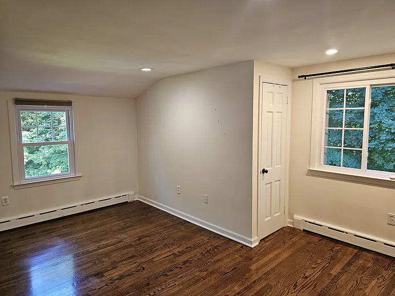 1st Floor - Bedroom #1 - with walk-in closet