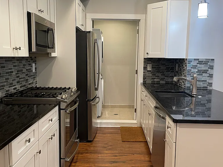330 Cambridge St #2BB — Photo 4