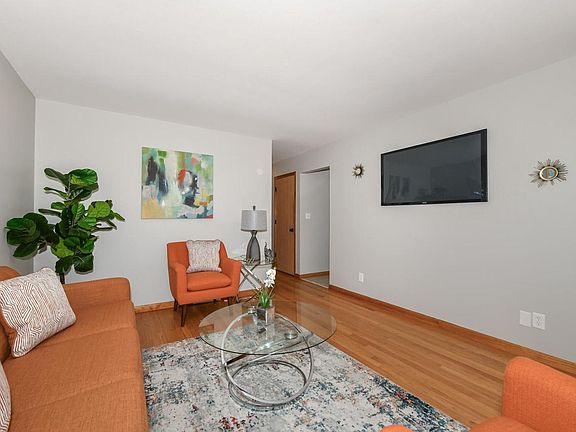 4th image of 2207 Hamilton AVENUE