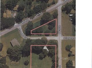 405 N Cheyenne Ave, Geary, OK 73040