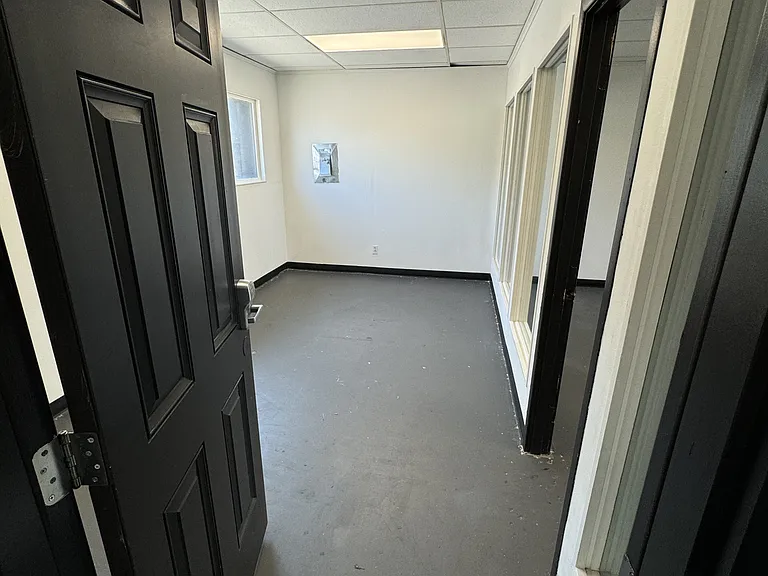 10605 E Winner Rd — Photo 1