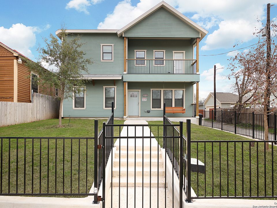 1st image of 912 Dawson St #101