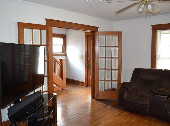 4th image of 337 Lorenzo Pl