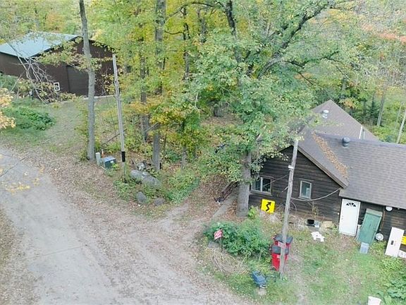 3rd image of W2551 & W2549 Rockford Road