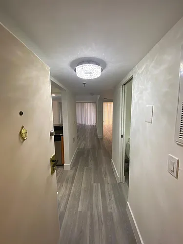 555 NE 15th St #33E Photo 1