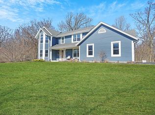 N73W27044 Kettle Cove Ln, Lisbon, WI 53089
