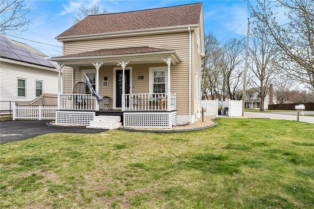221 County St, Seekonk, MA 02771 Zillow