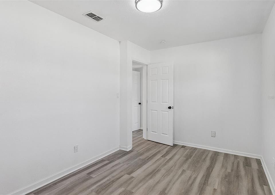 1st image of 301 Bassedena Cir N #301
