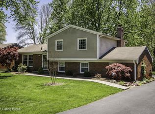 8100 Huntsman Trl, Louisville, KY 40291