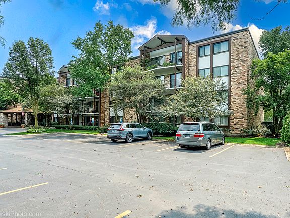 2nd image of 1400 N Yarmouth Pl APT 413
