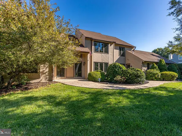 287 Hickory Dr, Kennett Square, PA 19348