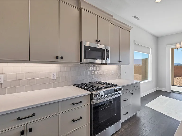 965 W Mesa Ave — Photo 7