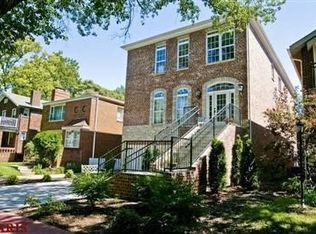 848 Pennsylvania Ave #B, University City, MO 63130