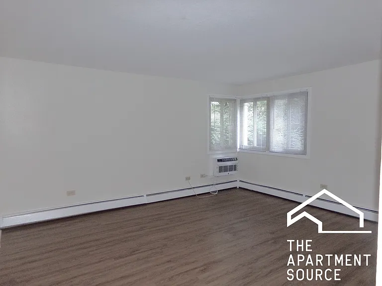 810 Seward St #101 — Photo 2