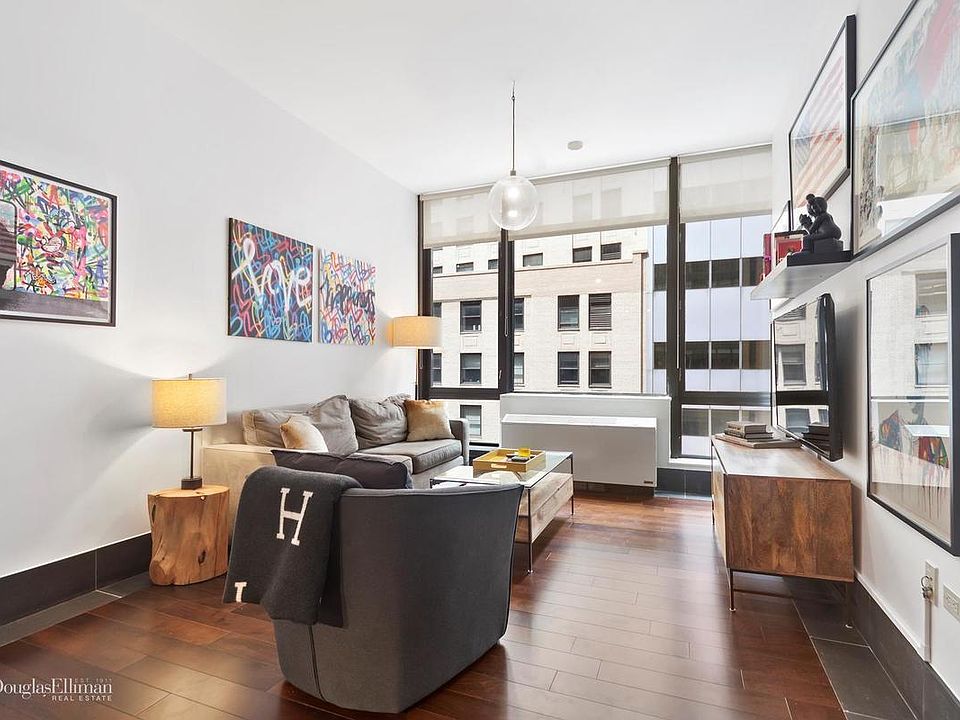 1st image of 40 Broad St APT 15C