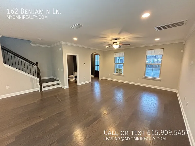 162 Benjamin Ln — Photo 3