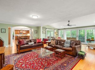 6-6A Wampanoag Dr, Acton, MA 01720
