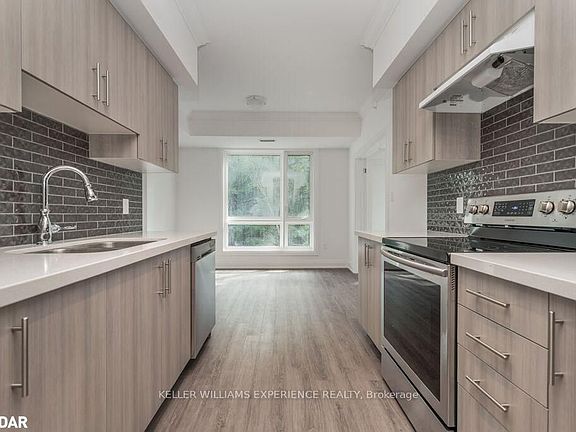 5th image of 304 Essa Rd #314