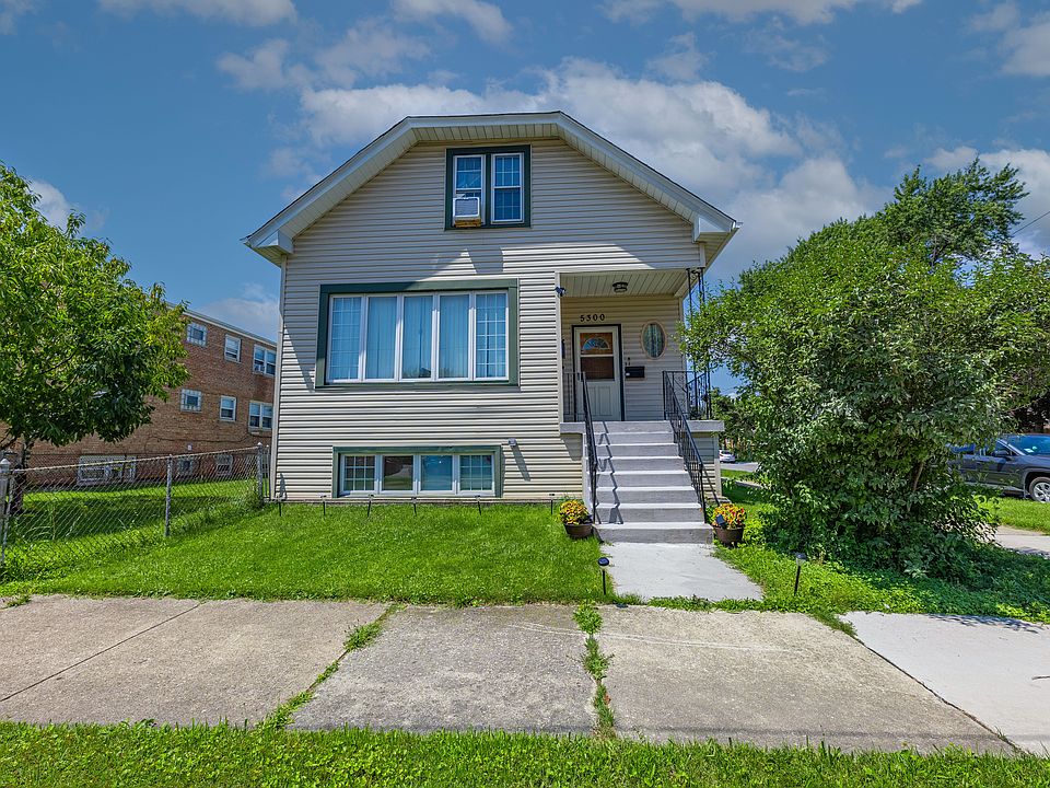 1st image of 5300 S Kilbourn Ave #1