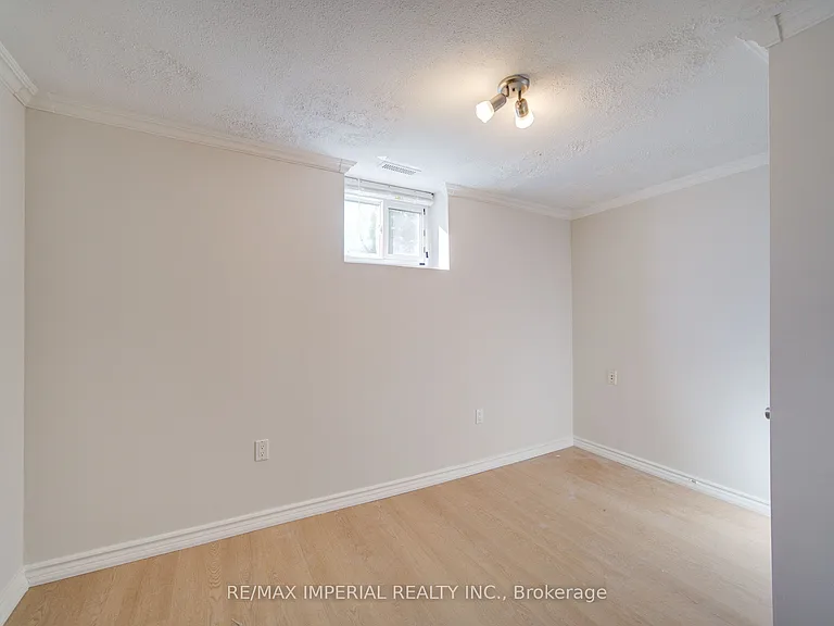22 Miller Rd — Photo 27