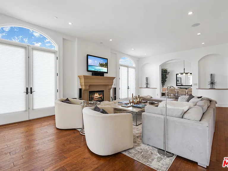 420 S Hamel Rd #Penthouse 1 — Photo 17