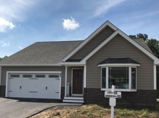 13 Monarch Way, Kingston, NH 03848