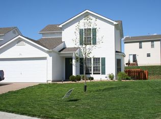 711 College Park Dr, Wentzville, MO 63385