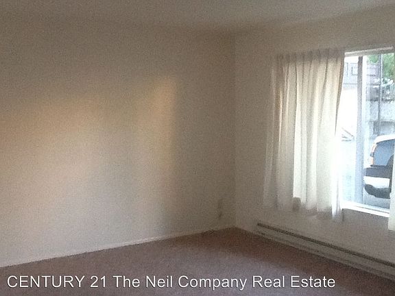 2nd image of 664 NE Winchester St