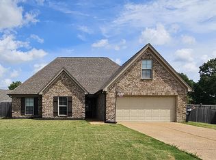 121 Highland Dr, Senatobia, MS 38668
