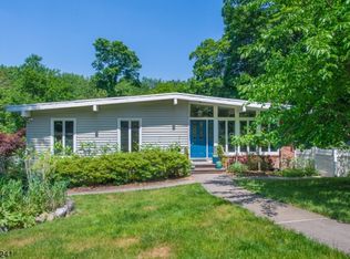 10 Judith Ann Dr, Ringwood, NJ 07456