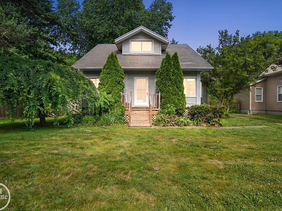 1st image of 3453 Palms Rd