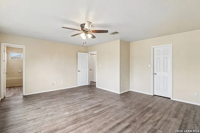 407 Amberdale Oak — Photo 22