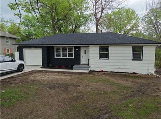 8617 Lane Ave, Raytown, MO 64138