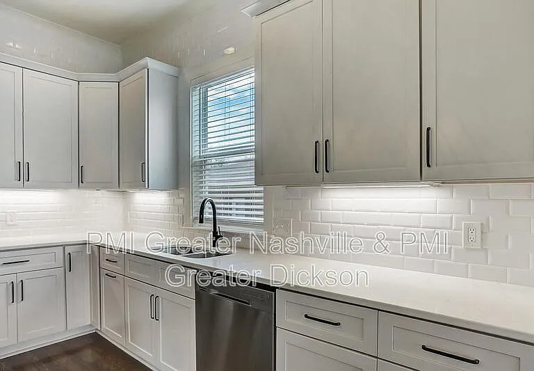 1113 Park St — Photo 35