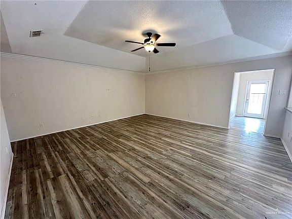 2nd image of 1301 Quail Ave