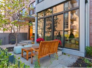 200 Park Ave S #101, Minneapolis, MN 55415