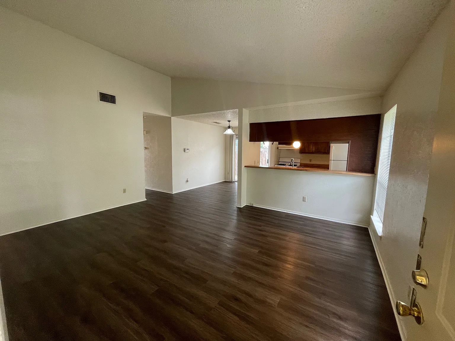 Woodstone Cove 7603 -- Bryan - Turn - B — Photo 2