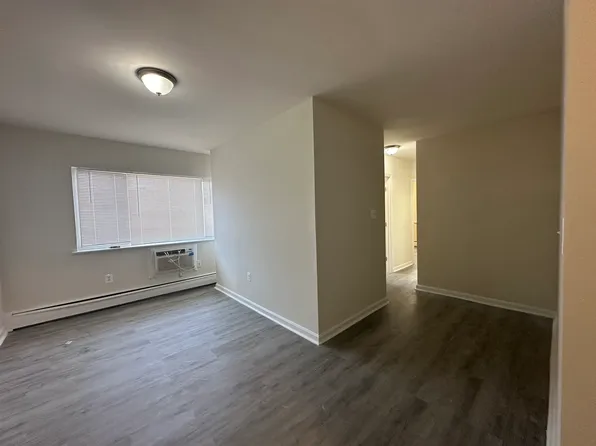 5112 Call Pl SE #10, Washington, DC 20019