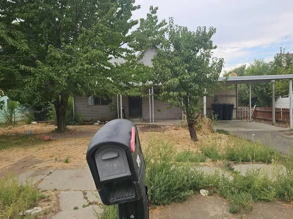309 N Birch St, Shoshone, ID 83352