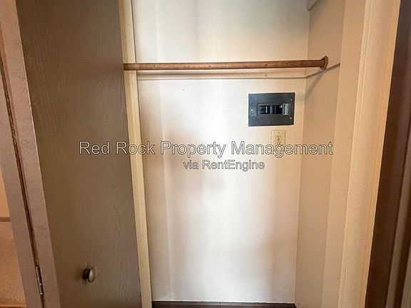 4th image of 349 W Grand Ave #103