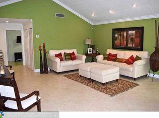 2142 Austin, Weston, FL 33326