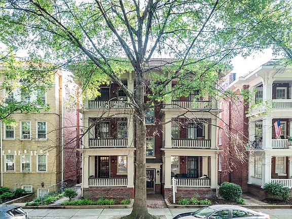 2nd image of 2812 Monument Ave APT 2