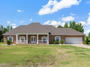 361 Cherry Bark Ln, Courtland, MS 38620
