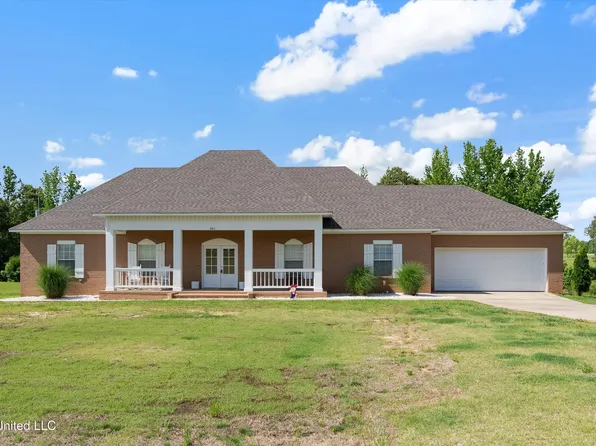 361 Cherry Bark Ln, Courtland, MS 38620