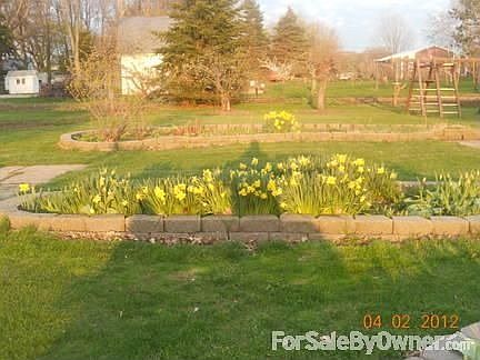 Garage
						:
						3.5 Stalls with staircase to upstairs storage