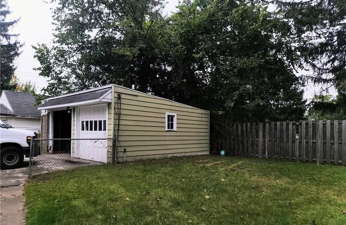 Evansdale Ave, Toledo — Photo 2