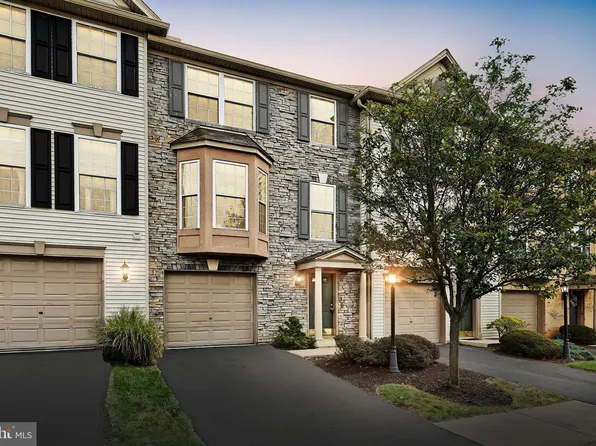 313 Harvest Field Ln, York, PA 17403