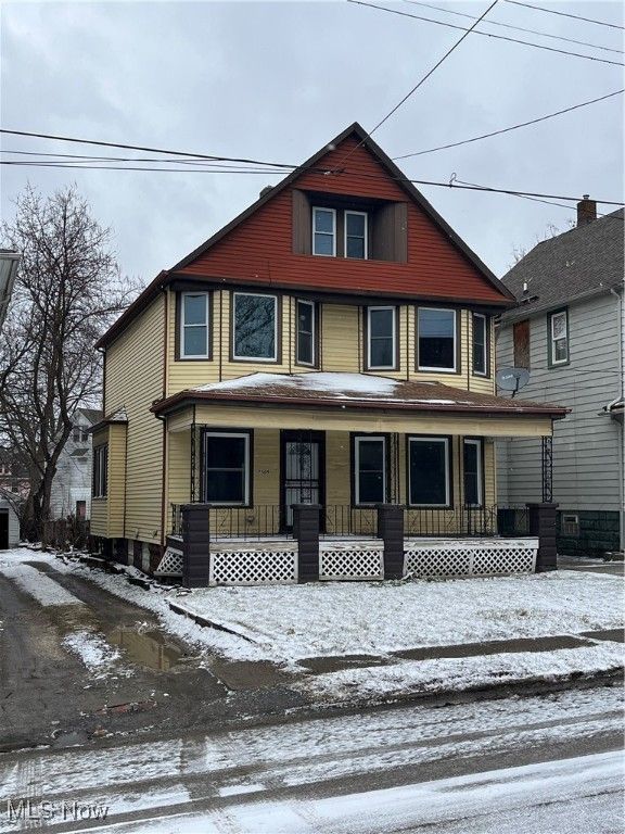 Real estate listing image