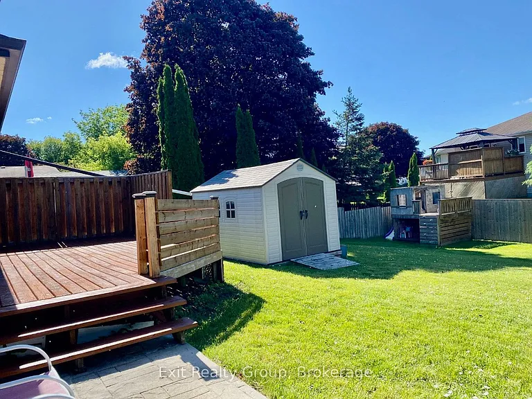 11 Somerset St — Photo 8