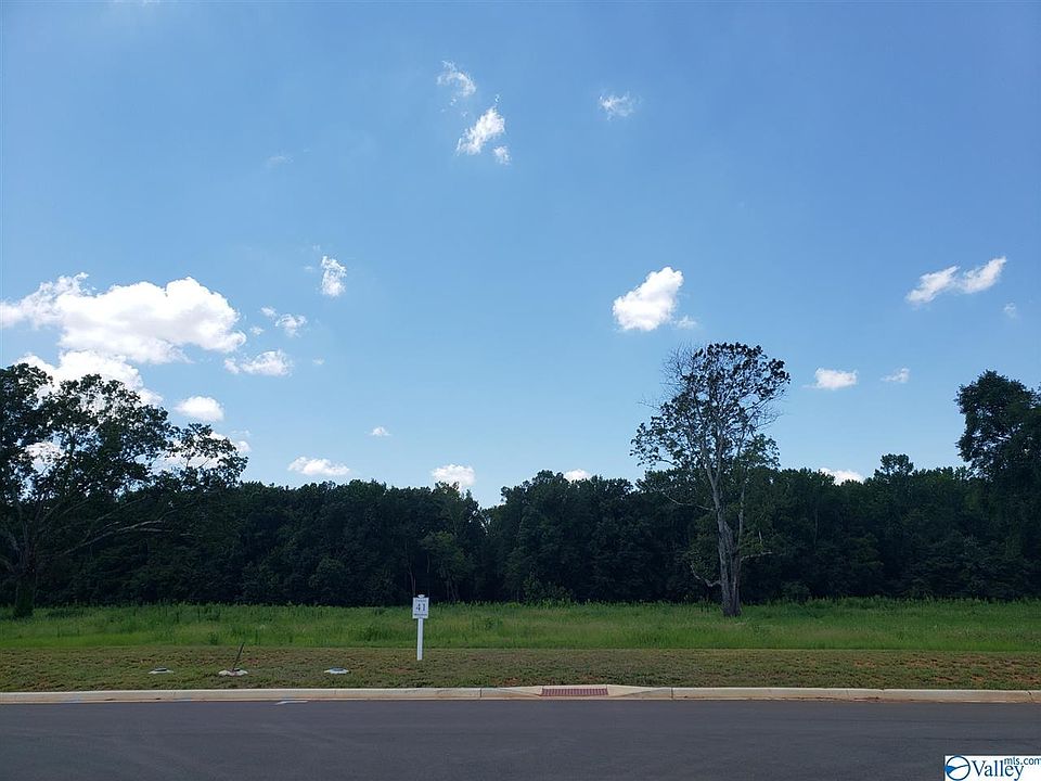 1st image of 118 Naismith Dr